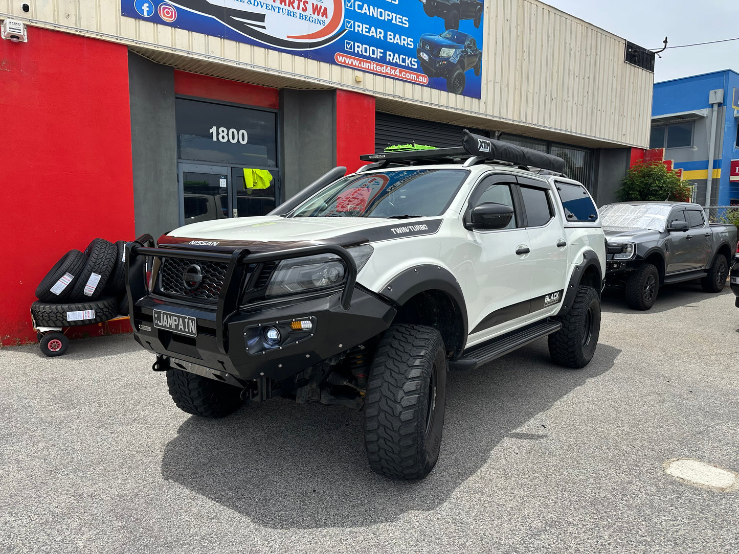 Premium Deluxe Steel Winch Bar Suit D23 Nissan Navara NP300 ( 2015- 2020)