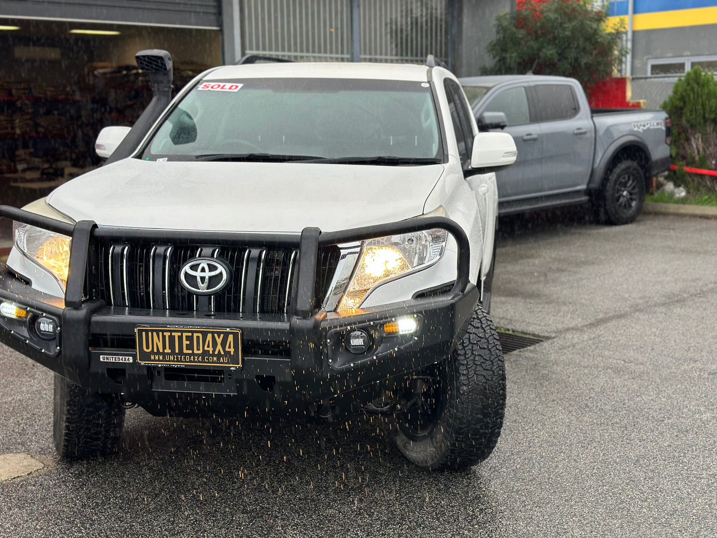 United4x4 Premium Deluxe Winch Bullbar- To Suit Toyota Prado 150series