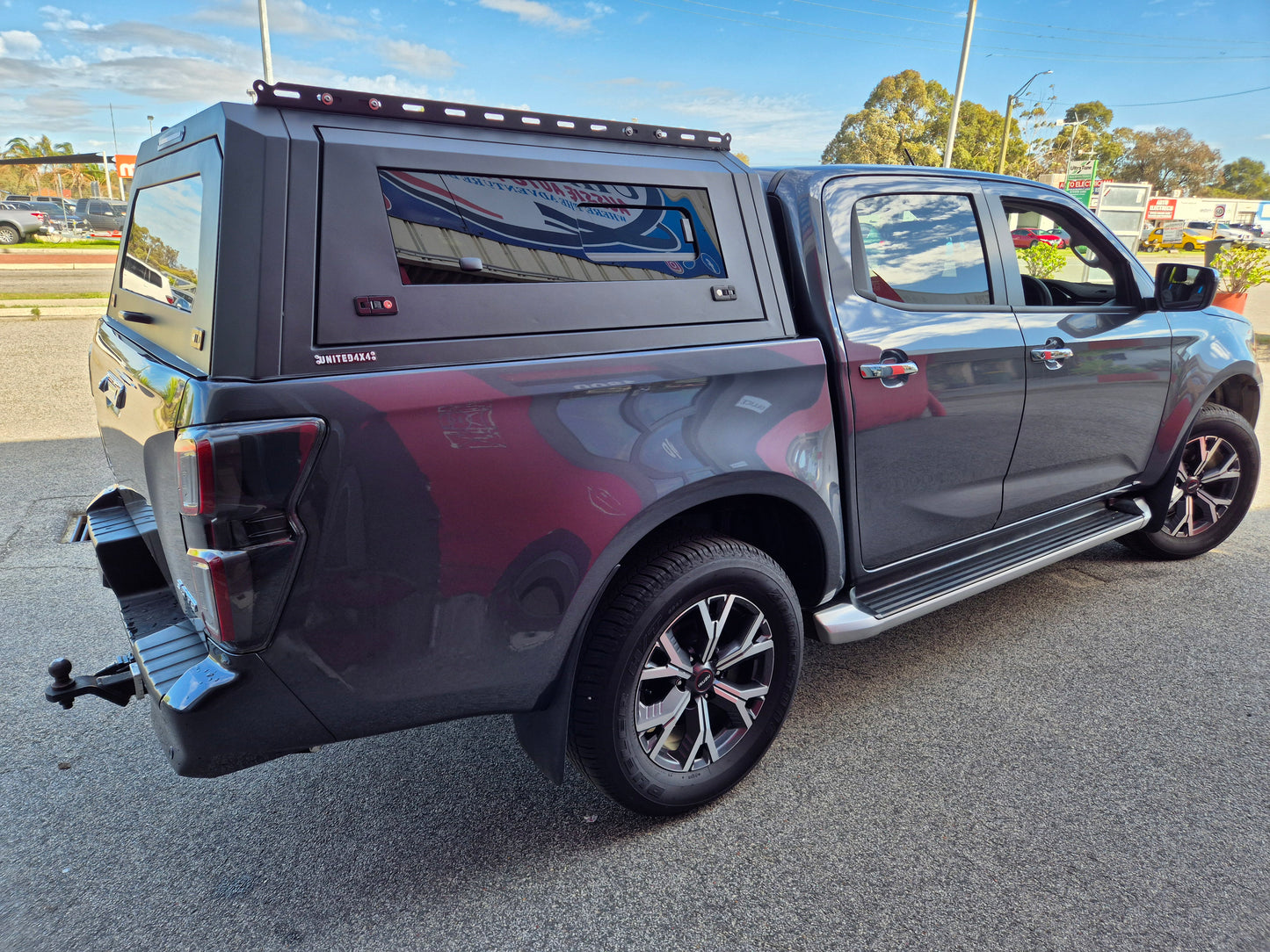 Premium Heavy Duty Aluminium Canopy Suit Isuzu Dmax ( 2011 - 2024)