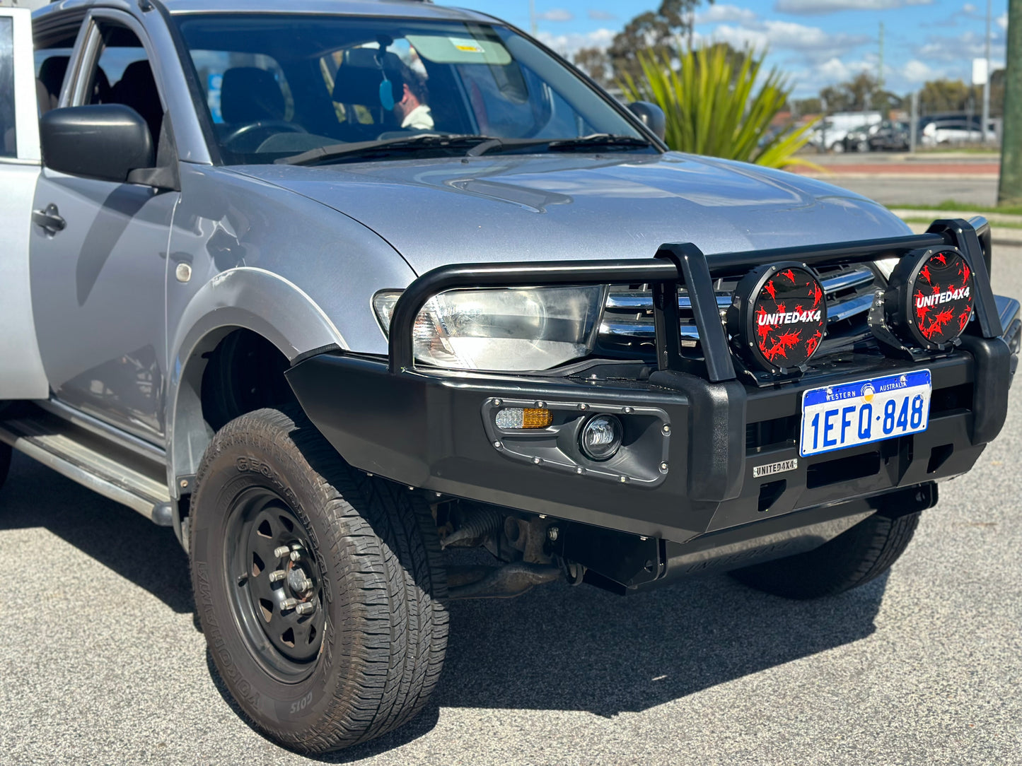 Mitsubishi Triton Premium Deluxe Steel Winch bar