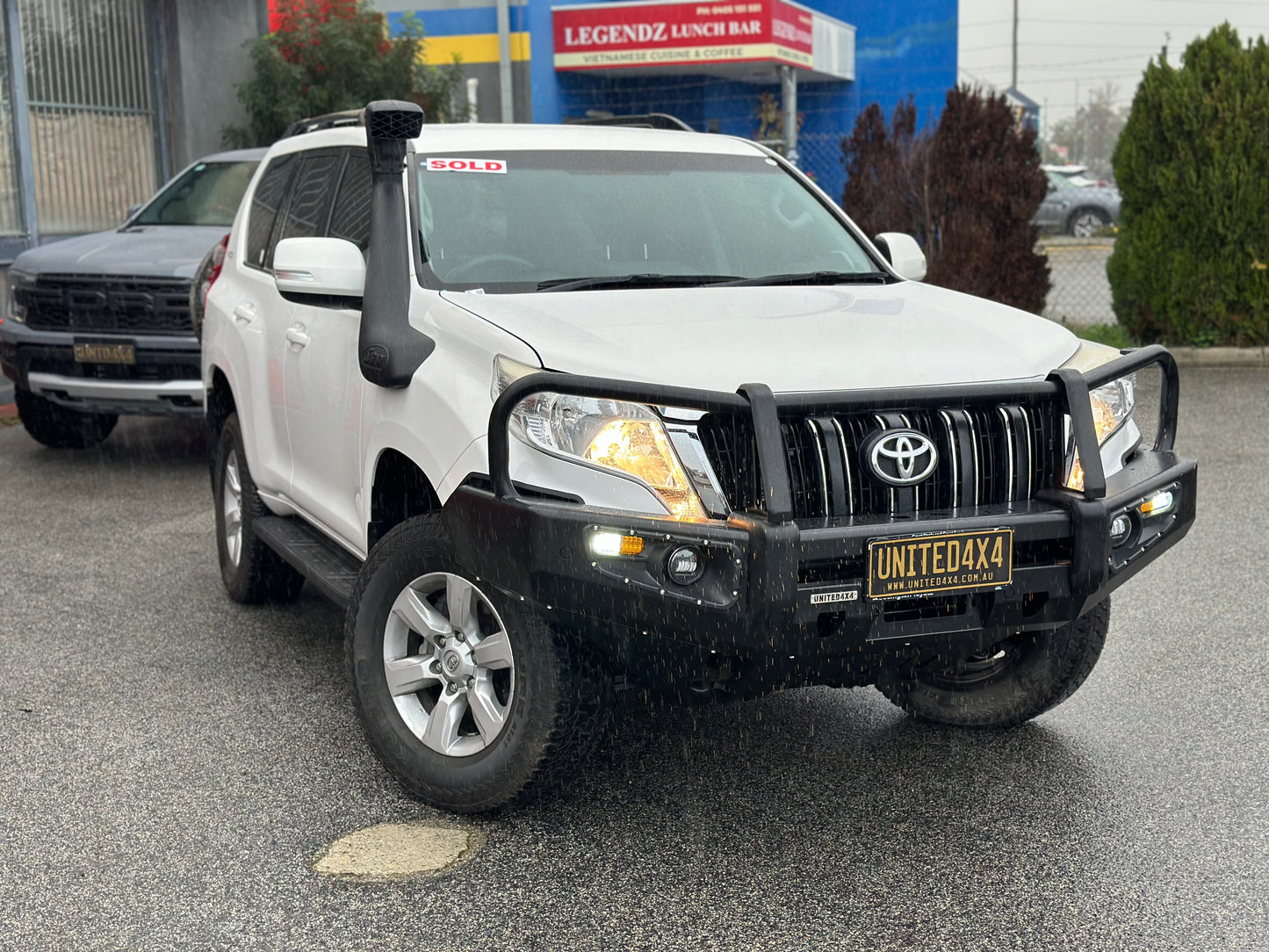 United4x4 Premium Deluxe Winch Bullbar- To Suit Toyota Prado 150series