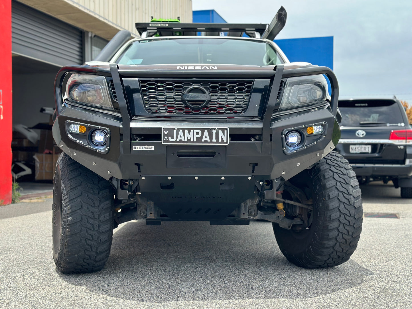 Premium Deluxe Steel Winch Bar Suit D23 Nissan Navara NP300 ( 2015- 2020)