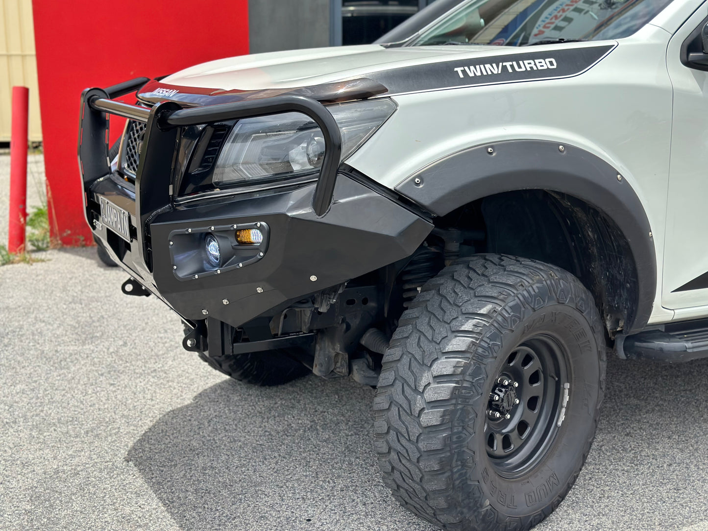 Premium Deluxe Steel Winch Bar Suit D23 Nissan Navara NP300 ( 2015- 2020)