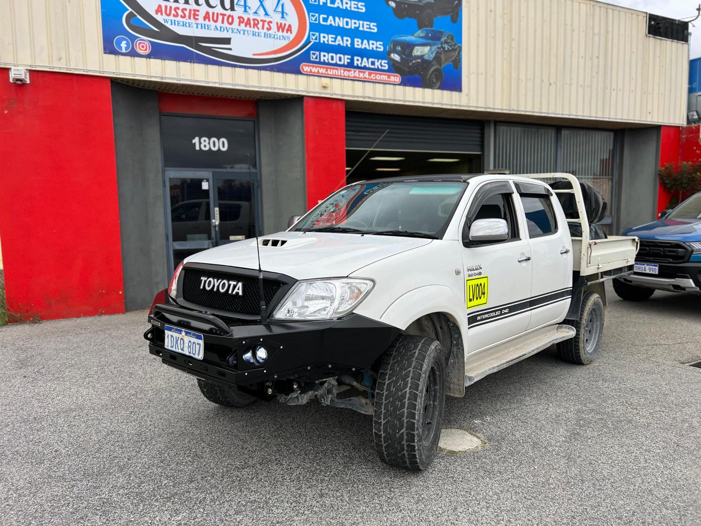 Xtreme Series Bullbar to Suit Toyota Hilux N70 ( 2005 - 2011 )