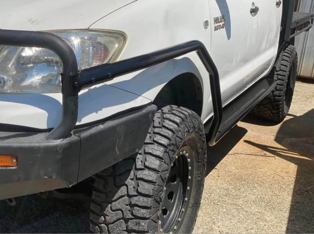 United4x4 Steel Side Steps – To Suit Toyota Hilux N70 (2005–2015 Dual Cab)