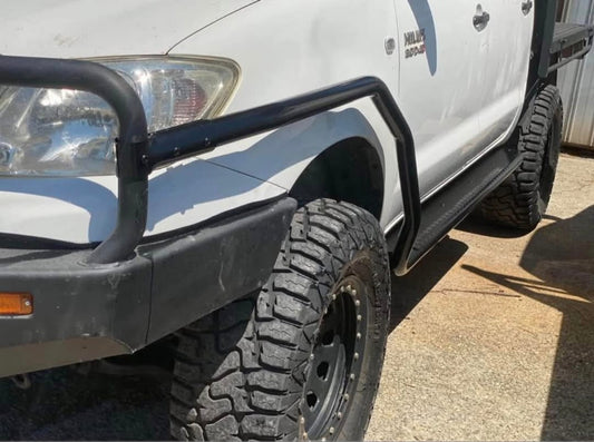 United4x4 Steel Side Steps – To Suit Toyota Hilux N70 (2005–2015 Dual Cab)