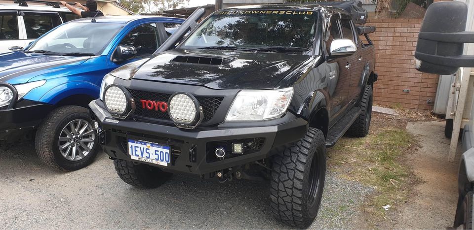 Toyota Hilux 2011-2015 United4x4 Winch Bullbar